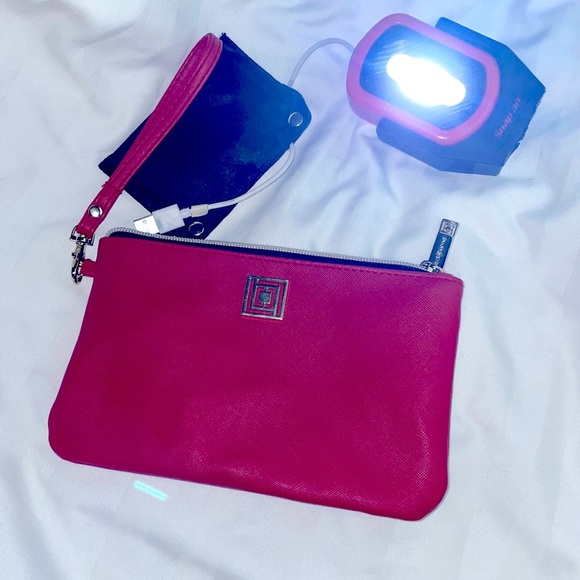 Liz Claiborne 8.5” Red Clutch w/ Gold Hardware & Working Power Charger - Picture 3 of 12